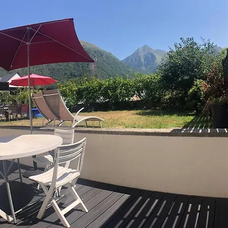 Holiday home Maisonnette Avec Terrasse, Jardin Et Poele A Bois Pierrefitte-Nestalas